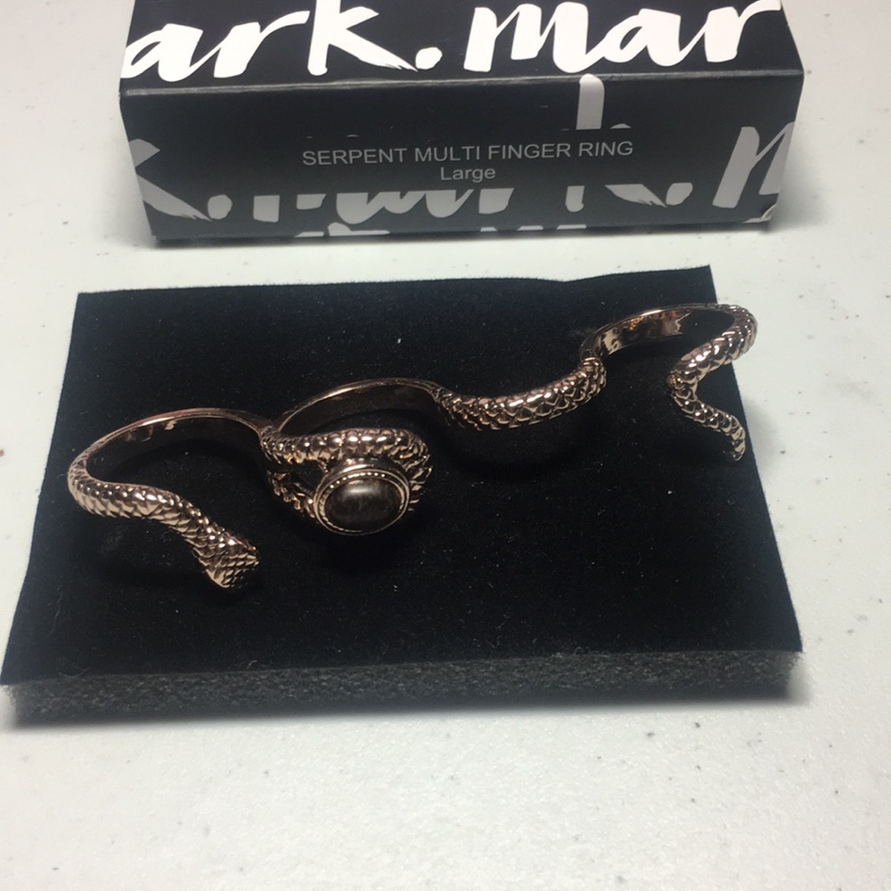 AVON Mark | Serpent Multi Finger Ring NWOT